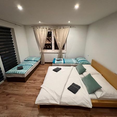 Family Apartments Мито-под-Дюмбьером Экстерьер фото